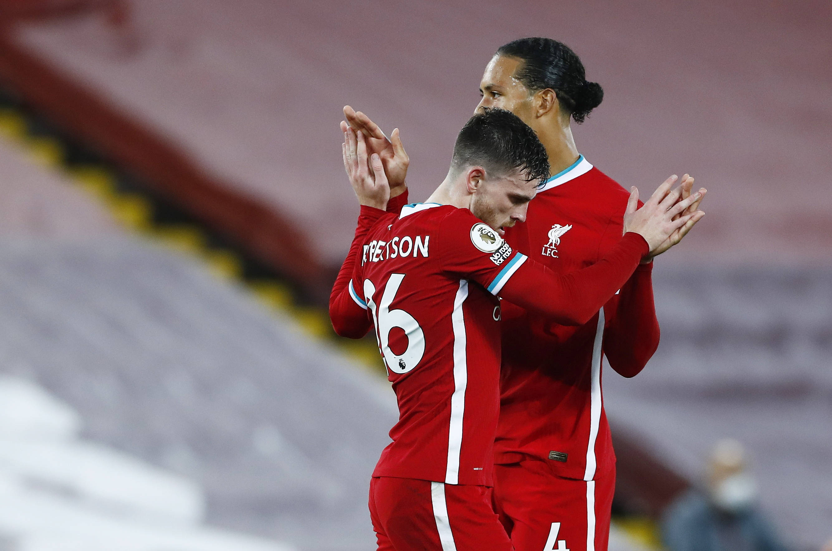 發了一系列 發了一系列